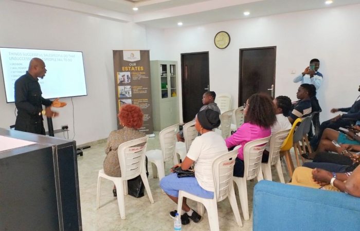 baker-homes-realtor-training-sales-4